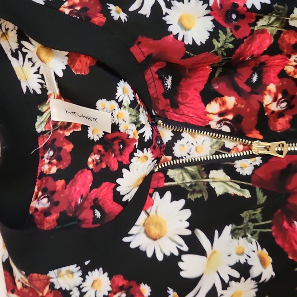 Poppies and Daisies Flower Blouse Sz M - Picture 2 of 6